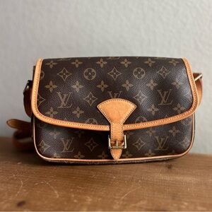 Vintage Louis Vuitton Sologne Monogram Shoulder Crossbody Bag